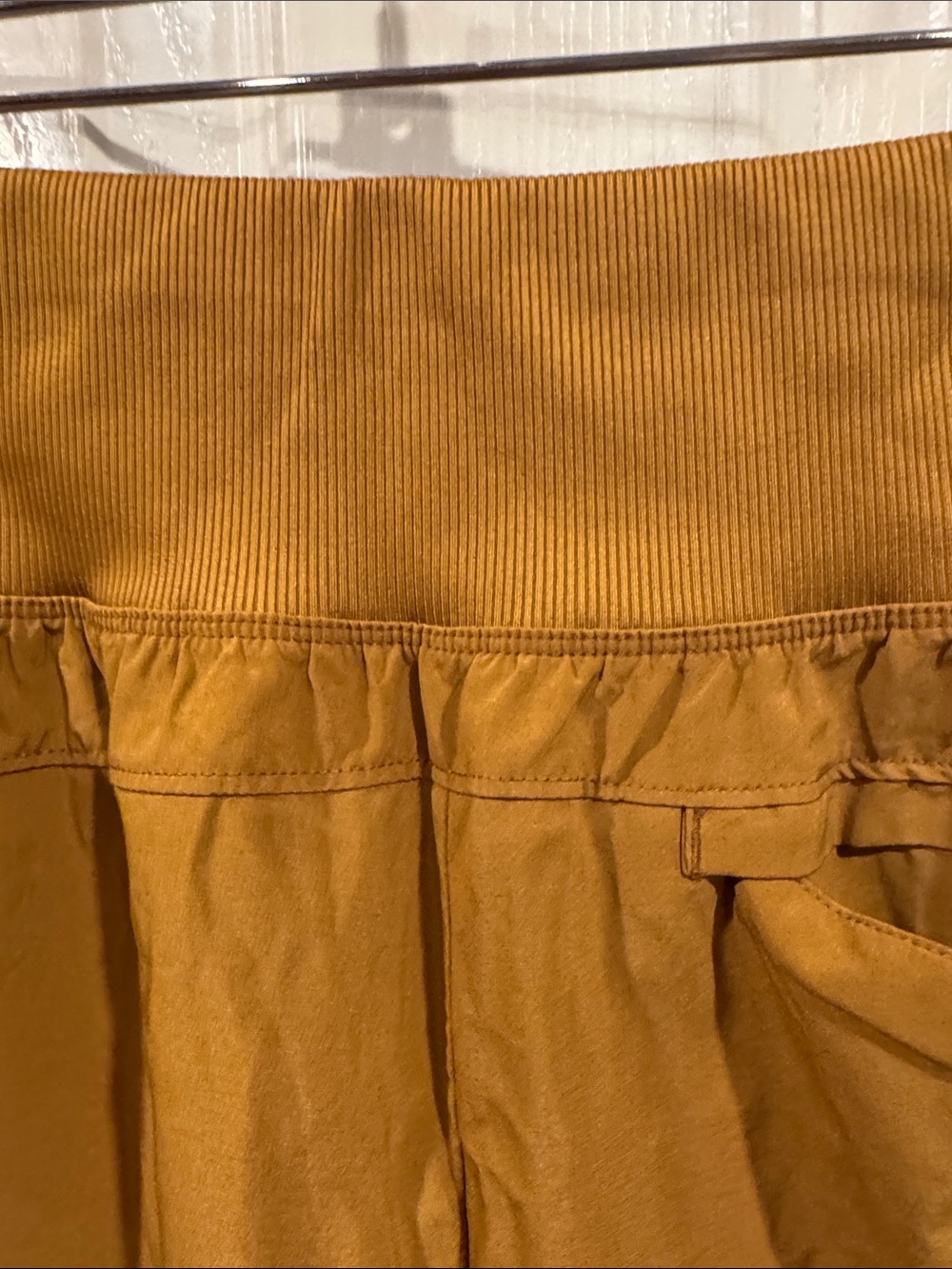 All in Motion Rust/Brown Athletic Shorts. Sz Small - Picture 6 of 8